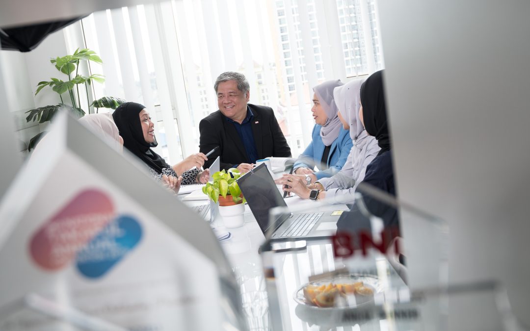 Navigating the Family Firm: Governance Challenges in Family-Owned Businesses and the Path to Professionalism